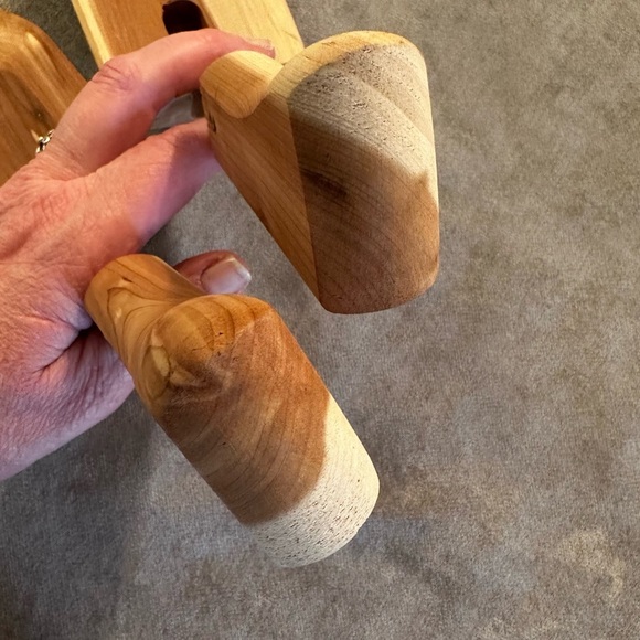 Rochester Shoe Tree Co. Pair Of Cedar Wood Stretchers Made In Ashland NH USA EUC - Picture 8 of 8